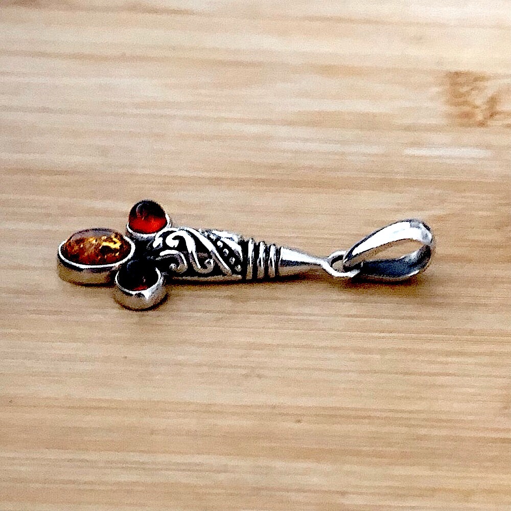 $76  Designer Estate Amber & Sterling Pendant With Designer Chain Marked IBB 925 - Picture 7 of 12